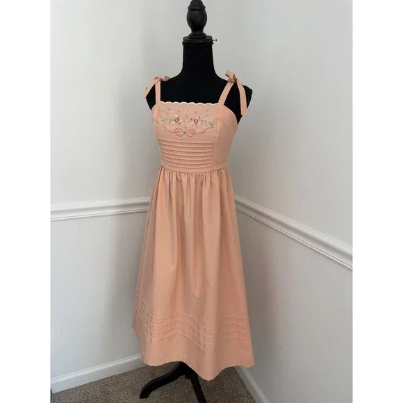 Vintage Vicky Vaughn Peach Floral Embroidered Smocked Midi Sundress 70s XS/ S - Picture 1 of 9